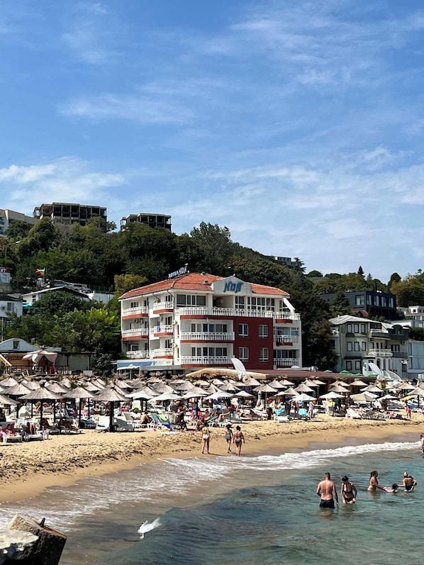 Facciata della struttura