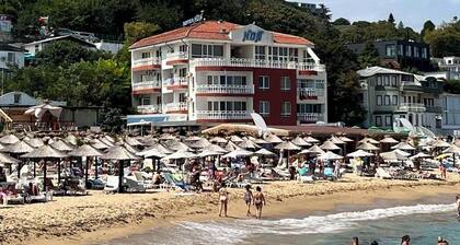 Hotel NOY