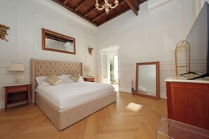 3 Schlafzimmer, Zimmersafe, Bügeleisen/Bügelbrett, Reisekinderbett
