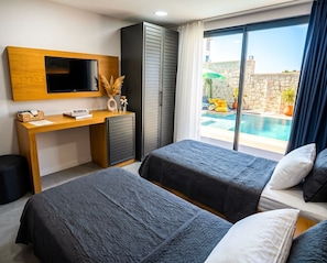 Deluxe Twin Room | Iron/ironing board, free WiFi - Kiva Alaçatı Hotel By Amarillo  (Cesme)