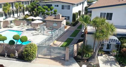 Lovely 1 Bed Beach Condo #128 1 Bedroom Condo by Sunset Shores Condominiums