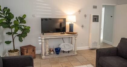 2 Bed Beach Condo #125 2 Bedroom Condo by Sunset Shores Condominiums