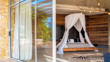 Don Toro II | Caja fuerte, cortinas opacas, sistema de insonorización