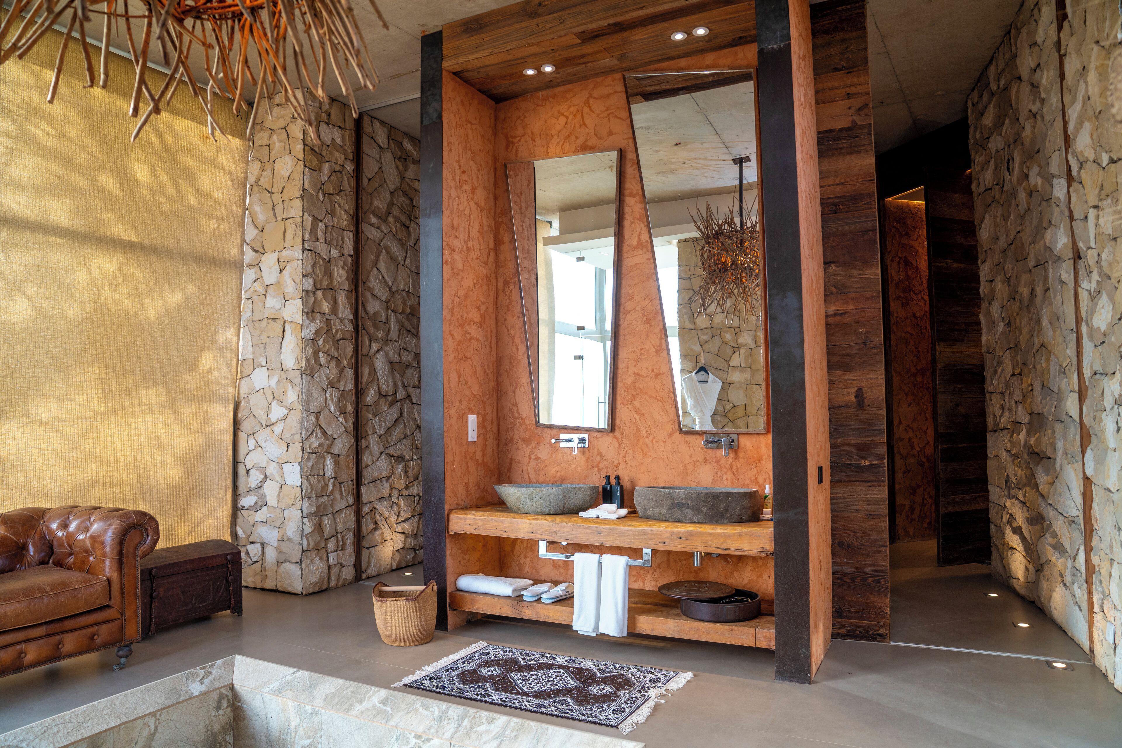 Don Toro II | Kylpyhuone | Erillinen kylpyamme ja suihku, ilmaiset hygieniatuotteet