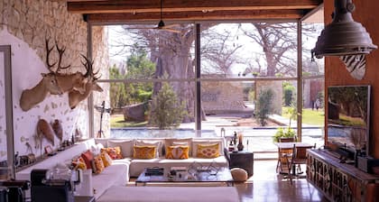 Casa del Toro Luxury Ranch