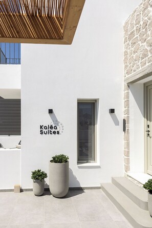 Exterior - Kalea Suites (Milos)