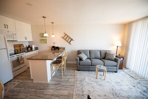 Studio | Living area