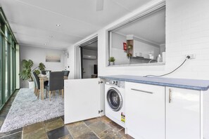 Interior - Spacious 5BR Retreat | Sleeps 10 (Kooringal)