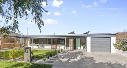 Patio with BBQ | Festoon Lights | Full Kitchen