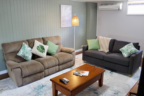 Cosy and comfortable with outdoor patio