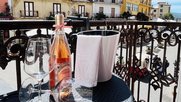 Dobbeltrom – deluxe, balkong, byutsikt | Terrasse/patio