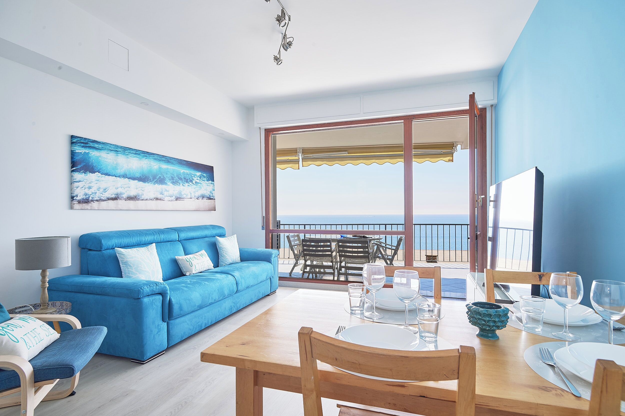 Apartment (2 Bedrooms) | Living area | 32-inch TV with cable channels