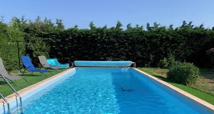 Holiday Home Heated swimming pool 28° C