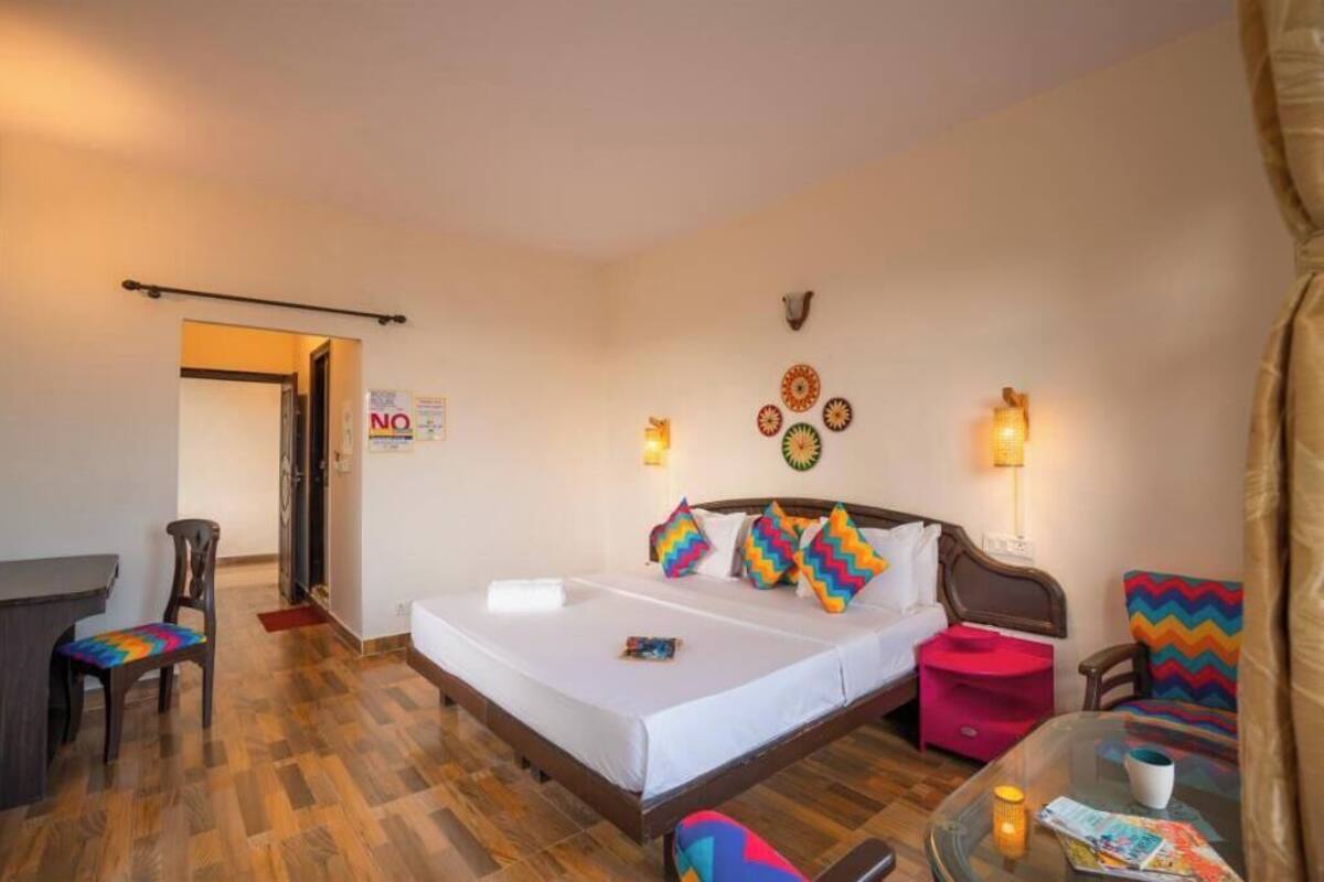 Deluxe Private Room with Ensuite Bathroom | Free WiFi