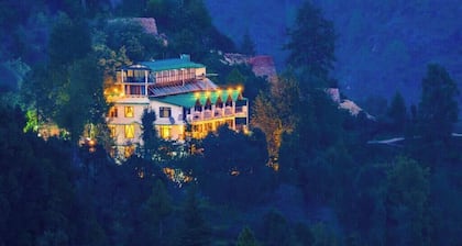 goSTOPS Mukteshwar - Private Rooms and Dorms