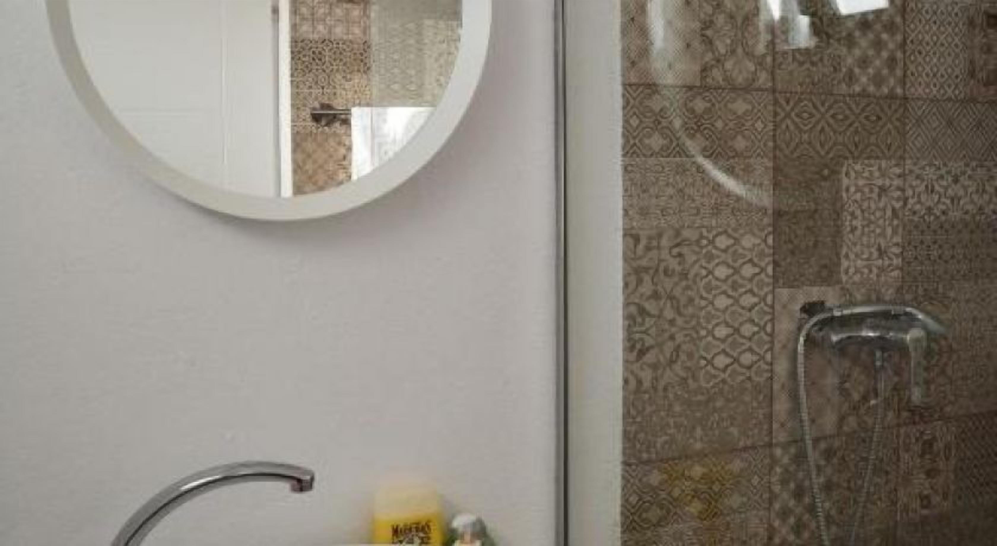 双人房, 阳台 | 浴室 | 吹风机、肥皂、洗发水、卫生纸