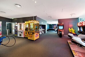 Games room - 29th Floor - Oceanfront & City Horizon Bliss (Gold Coast)