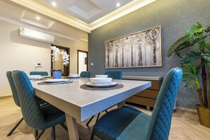 Restauration dans la chambre