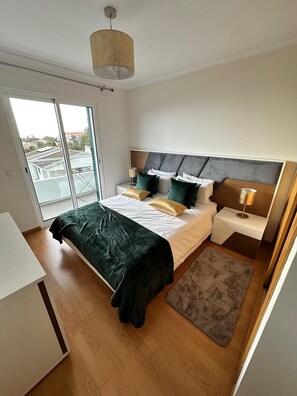 2 Schlafzimmer, Bügeleisen/Bügelbrett, WLAN, Bettwäsche