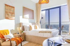 In-room safe, iron/ironing board, free WiFi - Bloomfields Cozy Stu in Alexis Tower (Dubai)