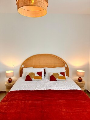2 Schlafzimmer, Bügeleisen/Bügelbrett, Bettwäsche