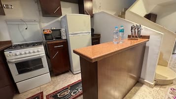 House | 2 bilik tidur