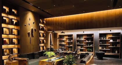 LAN HOTEL