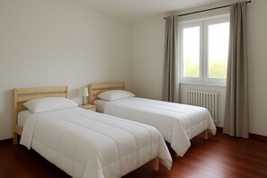 2 chambres, fer et planche à repasser, lit parapluie, Wi-Fi gratuit