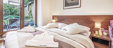 Familieleilighet | Blendingsgardiner, strykejern/-brett og wi-fi (inkludert)