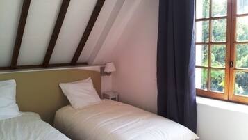 6 bedrooms, WiFi (free)