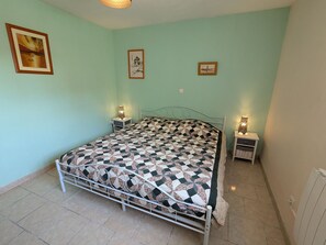 1 chambre, Wi-Fi gratuit, draps fournis