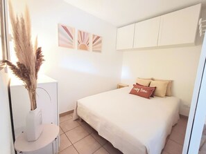 1 bedroom, iron/ironing board, wheelchair access