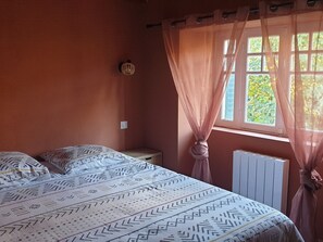 4 bedrooms, WiFi