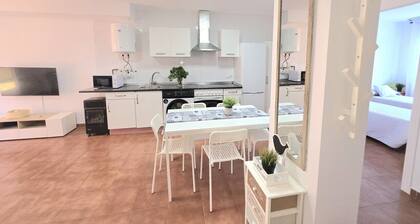 Apartamento con jardin y piscina Isla Sol 5909
