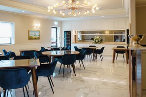 包含每日欧式早餐