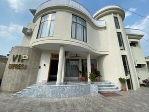 Overnatningsstedets facade