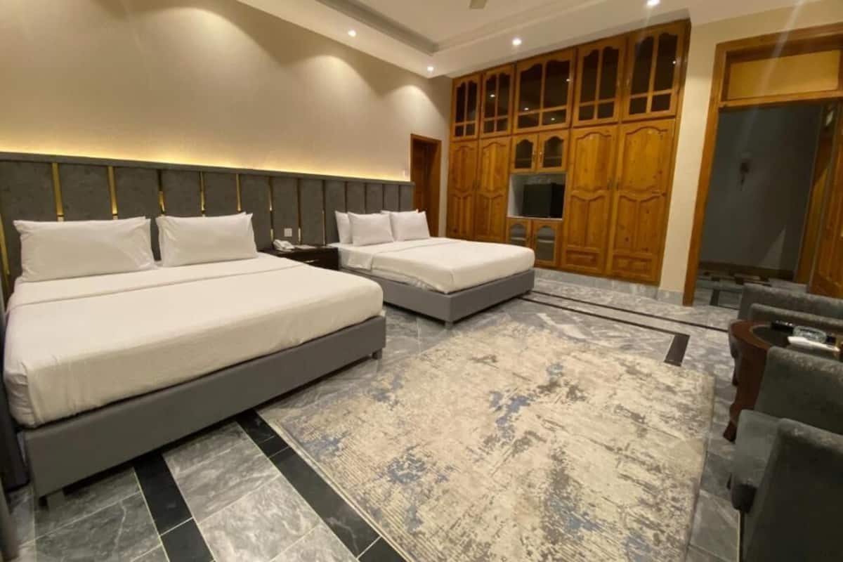 Deluxe Triple Room | Free WiFi