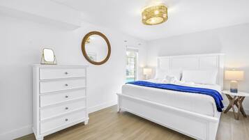 2 bedrooms, desk, iron/ironing board, travel cot