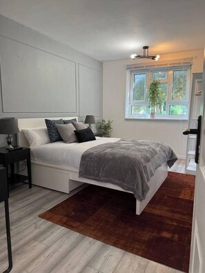 2 bedrooms, iron/ironing board, WiFi, bed sheets - FreeParking | 5 Min 2 Station | Near Brockwel Park (London)