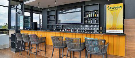 Bar met dakterras