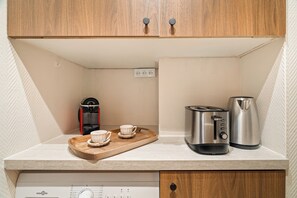 Espressomaskin og vannkoker