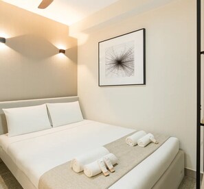 Blackout curtains, iron/ironing board, travel cot, free WiFi - Courtois (Paris)