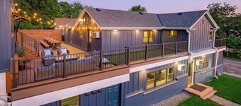 Rooftop & Game Room | Patio | Fireplace