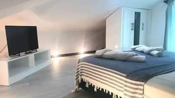 Luxury-Apartment, Stadtblick | 2 Schlafzimmer, Bügeleisen/Bügelbrett, kostenloses WLAN