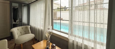 Suite ejecutiva | Cocina privada | Periquera
