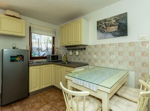 House (Two-Bedroom Holiday Home With Pool) | Private kitchen | Fridge - Holiday Home Regina (Sibenik)