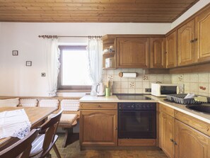 微波爐、焗爐、洗碗機、多士爐