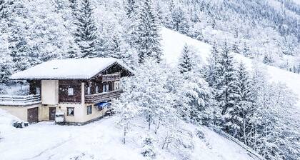 Herrliche Wohnung für 2 Gäste mit W-LAN, TV, Innenhof und Haustiere erlaubt