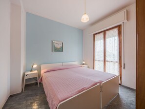 3 sovrum, resesäng, gratis wi-fi och sängkläder