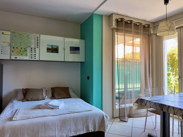 Bügeleisen/Bügelbrett, Internetzugang, Bettwäsche, Rollstuhlgeeignet